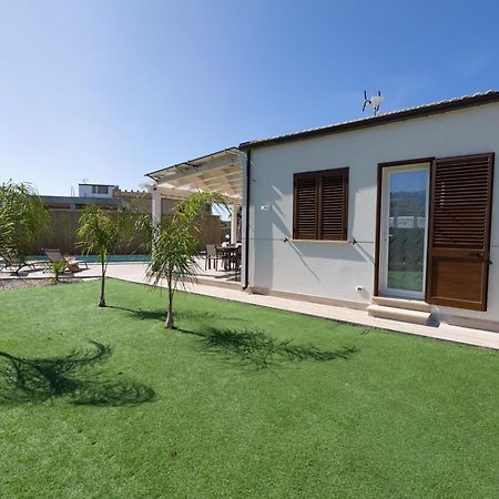 Villa Giada Campofelice Di Roccella Exteriör bild